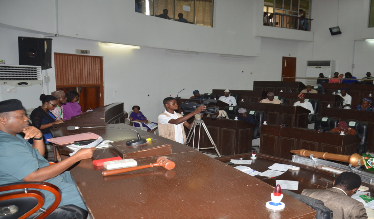 18 of 26 Ogun State Legislatures Impeach Speaker