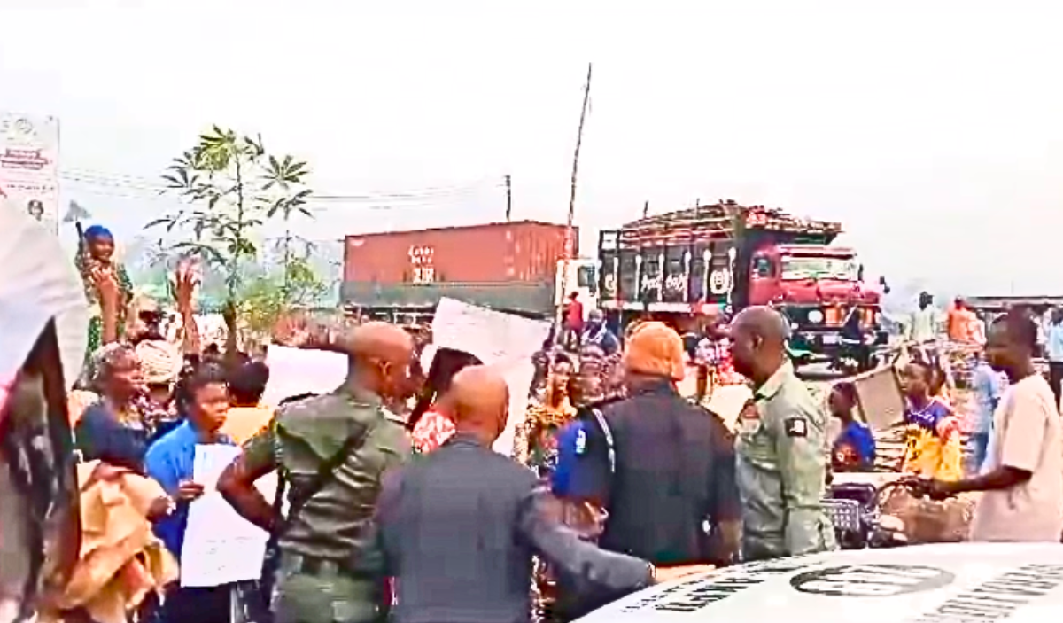 Bayelsa Women Protests to Resist Fulani Herdsmen