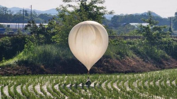 Korea Balloon Wars