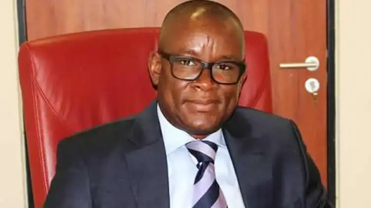 The Minister of Sports Development, Senator John Enoh, has stated that there must be an overhauling of constitution governing sporting federations in Nigeria.