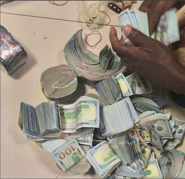 Customs undeclared Saudi Riyals