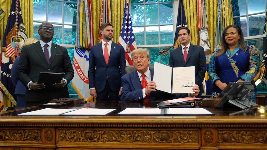 US Peace Talks All for Nothing as Fighting Engulfs Eastern Congo and Rebels Advance